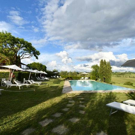 Le Rocche Di Valiano Aparthotel Exterior photo