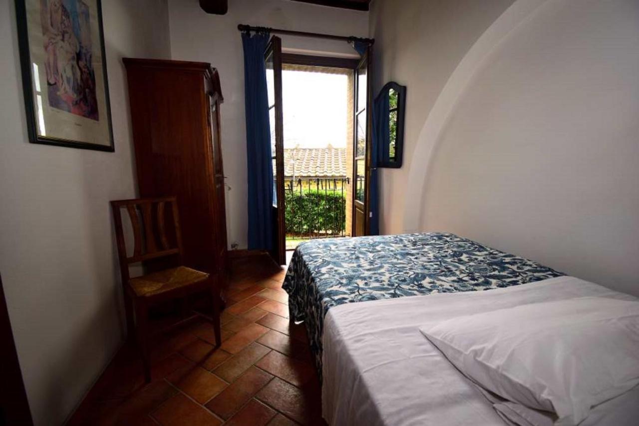 Le Rocche Di Valiano Aparthotel Exterior photo
