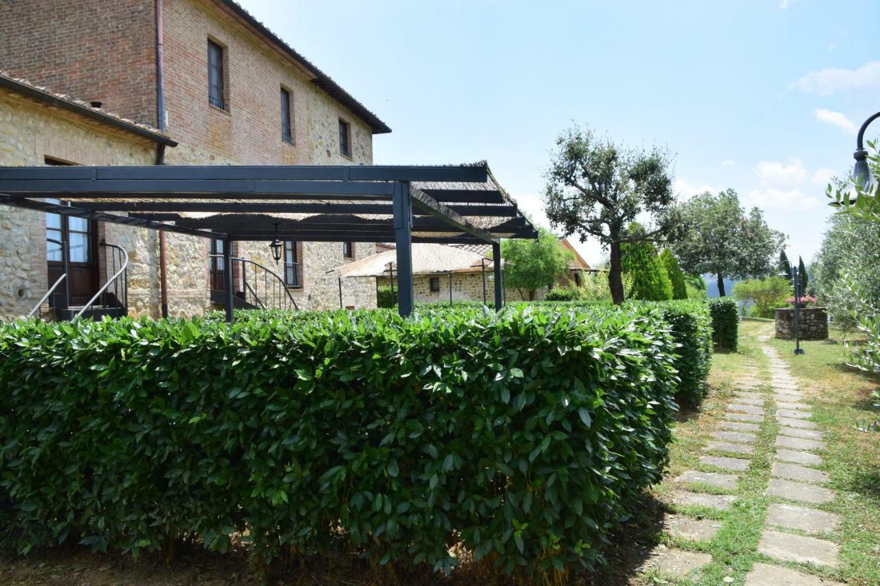 Le Rocche Di Valiano Aparthotel Exterior photo