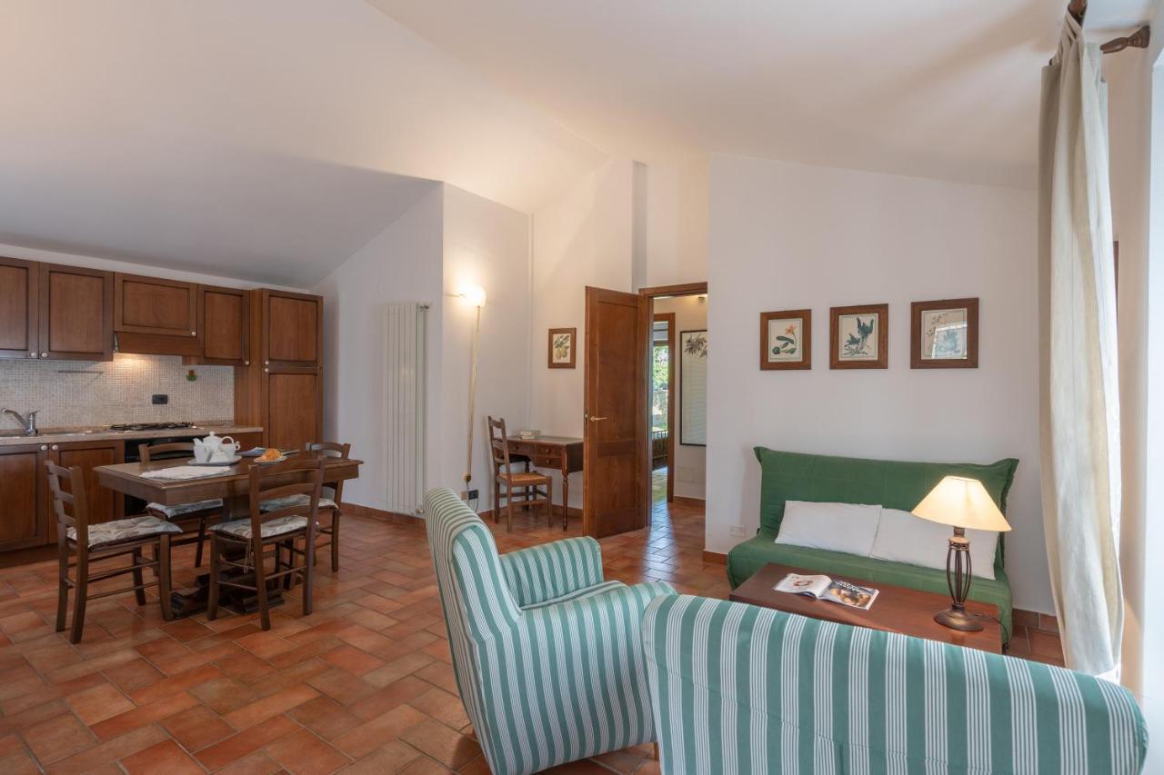 Le Rocche Di Valiano Aparthotel Exterior photo