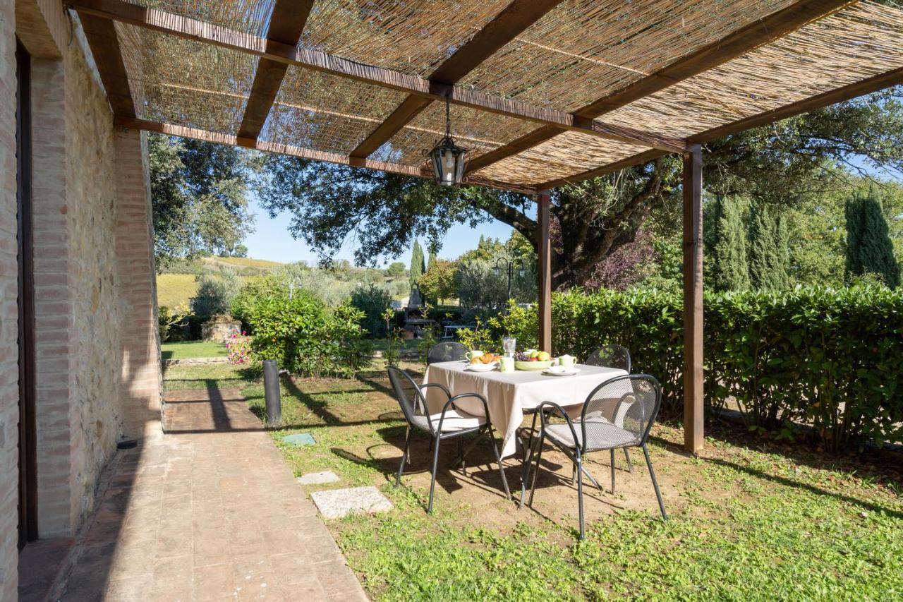 Le Rocche Di Valiano Aparthotel Exterior photo