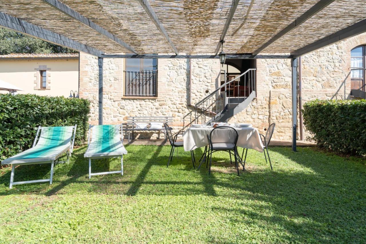 Le Rocche Di Valiano Aparthotel Exterior photo