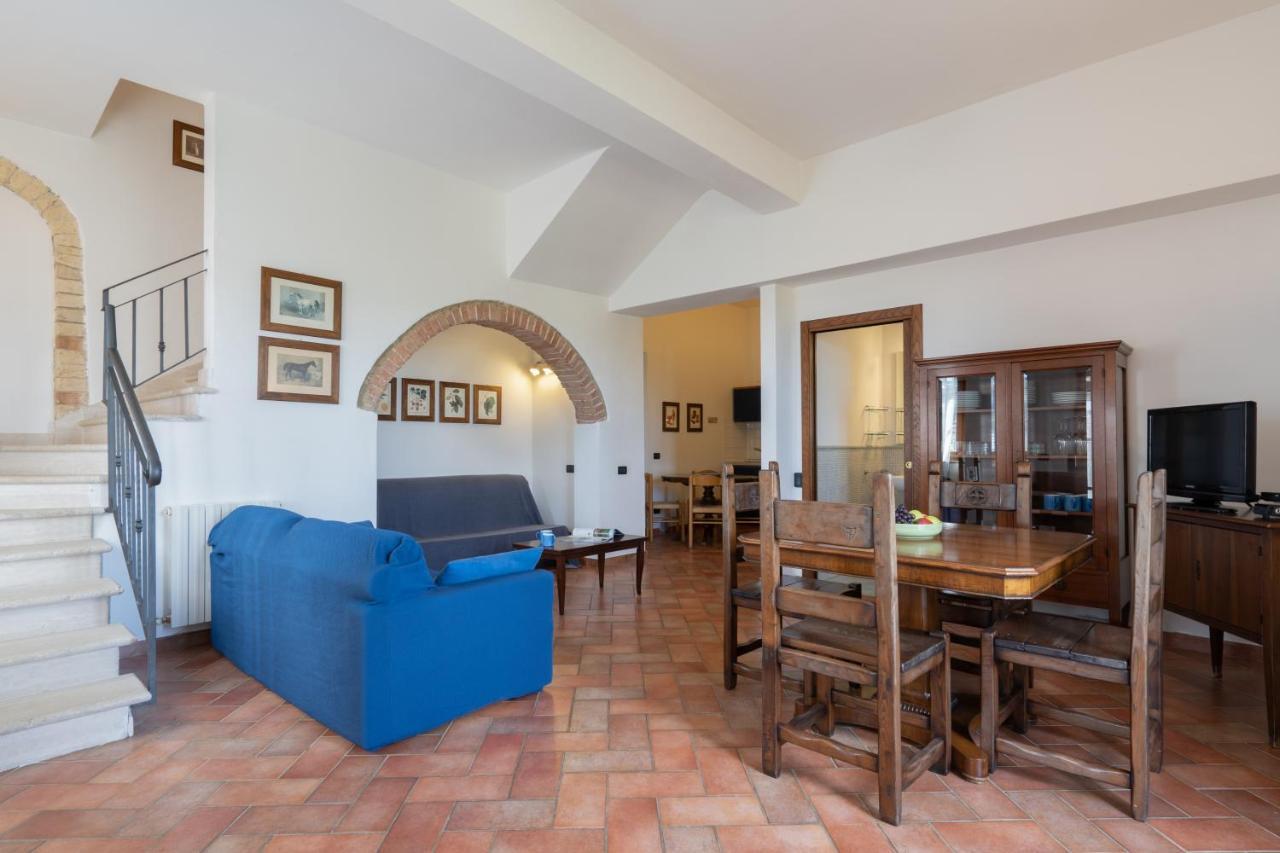Le Rocche Di Valiano Aparthotel Exterior photo