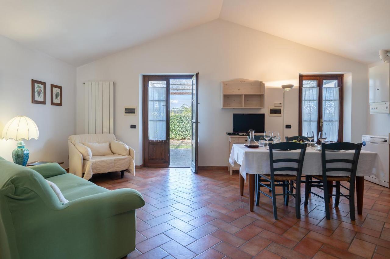 Le Rocche Di Valiano Aparthotel Exterior photo